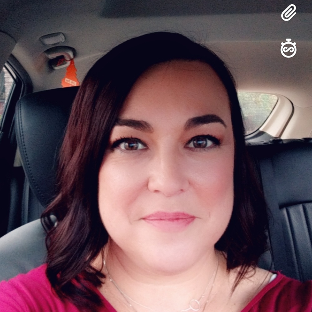 Meet your Posher, Laura